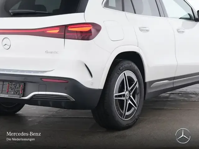 Mercedes-Benz EQA 300