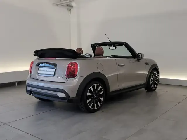 MINI Cooper Cabrio