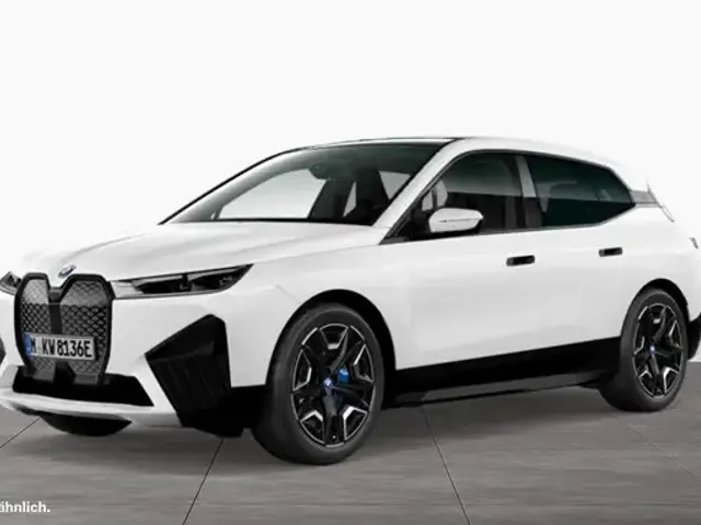 BMW iX