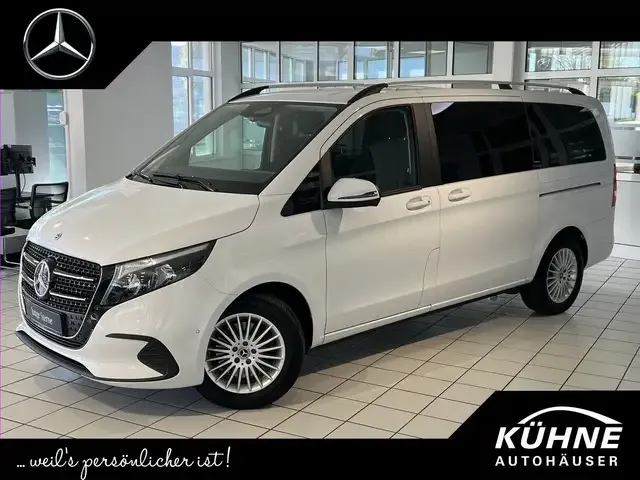 Mercedes-Benz V 220