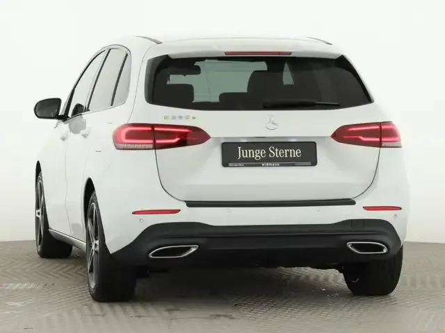 Mercedes-Benz B 250