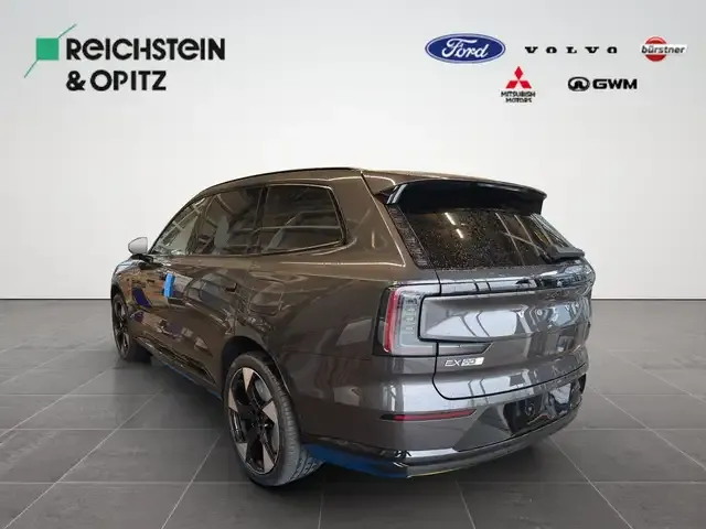 Volvo EX90