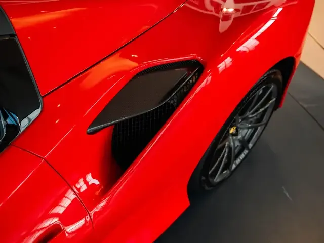 Ferrari F8 Spider