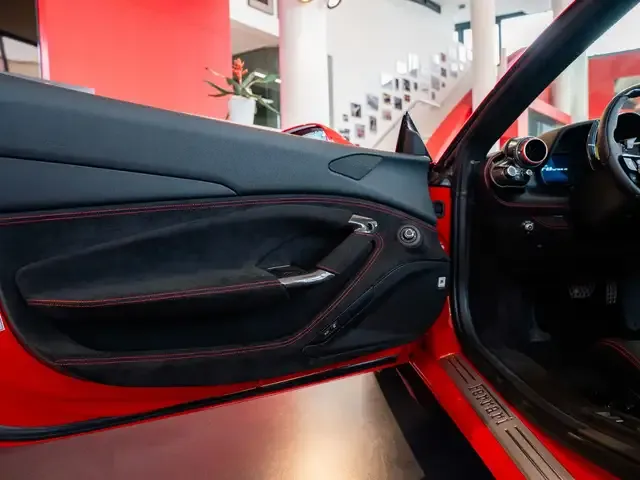 Ferrari F8 Spider