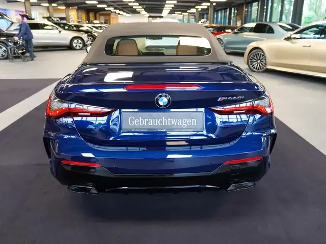 BMW 440