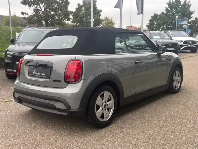 MINI Cooper Cabrio