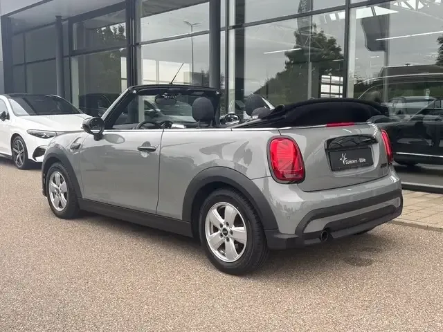 MINI Cooper Cabrio