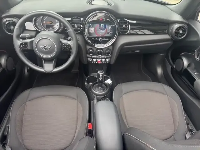 MINI Cooper Cabrio