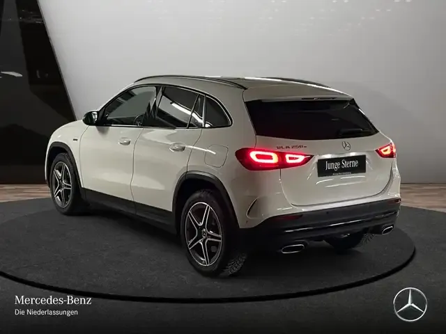 Mercedes-Benz GLA 250