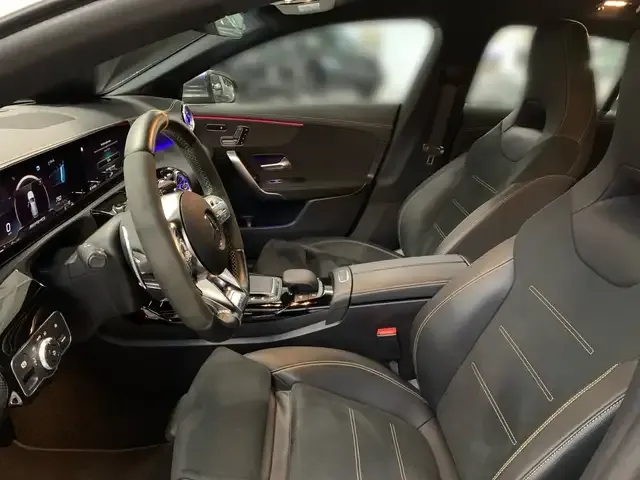 Mercedes-Benz CLA 45 AMG