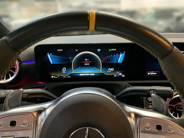 Mercedes-Benz CLA 45 AMG