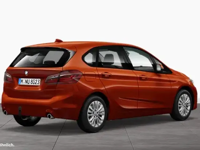 BMW 218