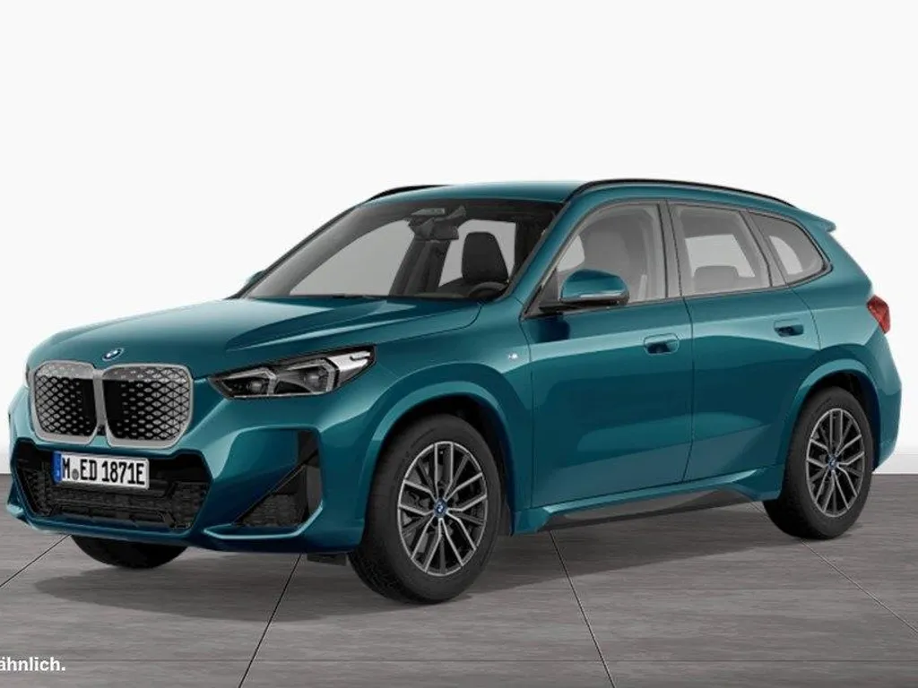 BMW iX1
