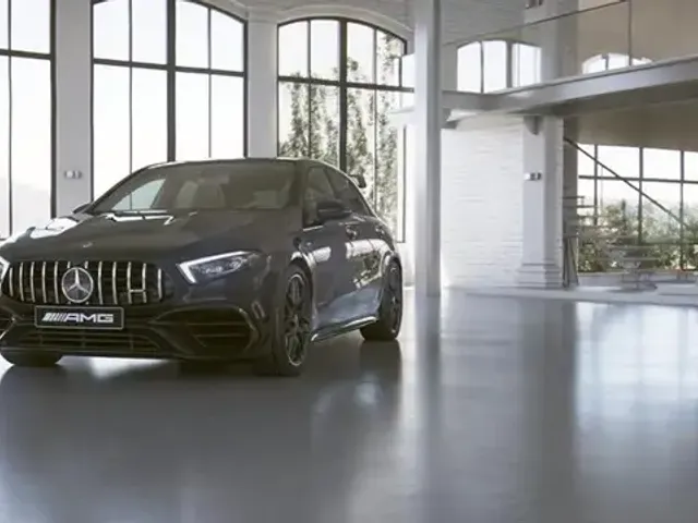 Mercedes-Benz A 45 AMG
