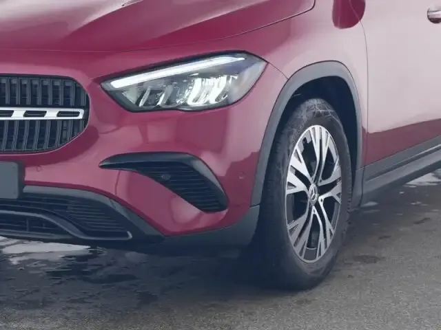Mercedes-Benz GLA 180