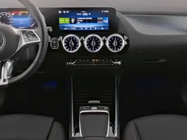 Mercedes-Benz GLA 180
