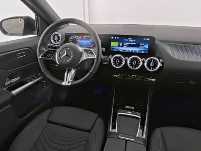 Mercedes-Benz GLA 180