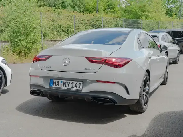 Mercedes-Benz CLA 250