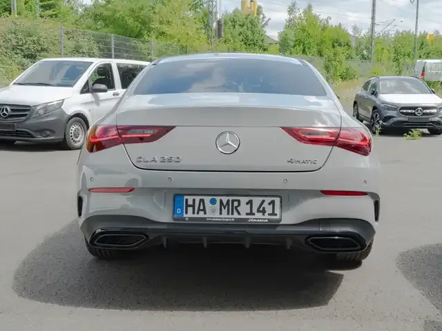 Mercedes-Benz CLA 250