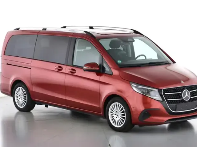 Mercedes-Benz V 250