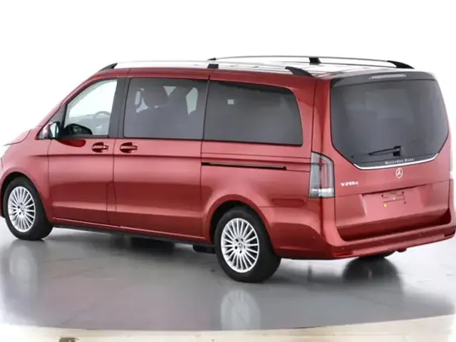 Mercedes-Benz V 250