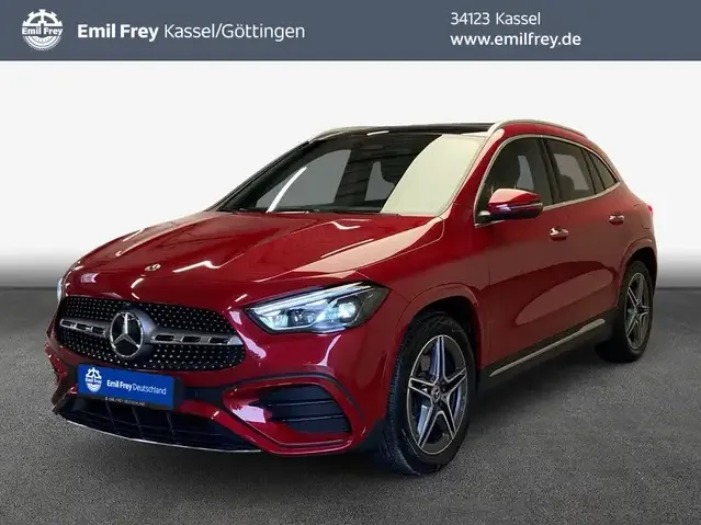 Mercedes-Benz GLA 200