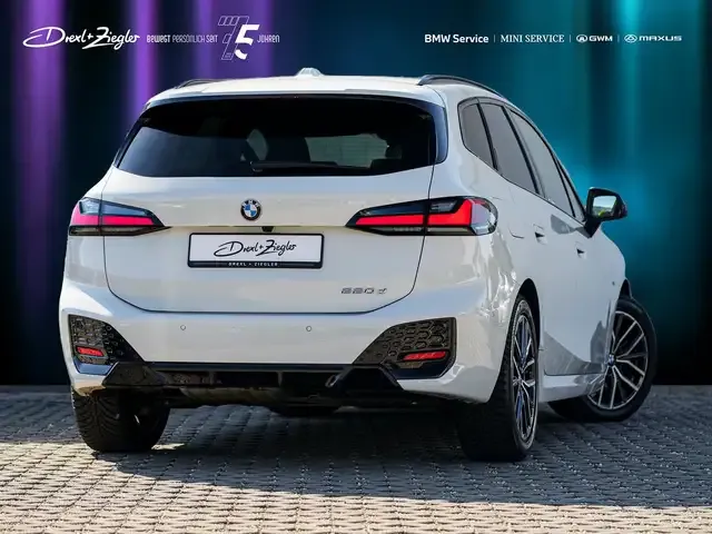 BMW 220