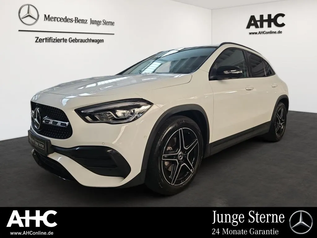 Mercedes-Benz GLA 200