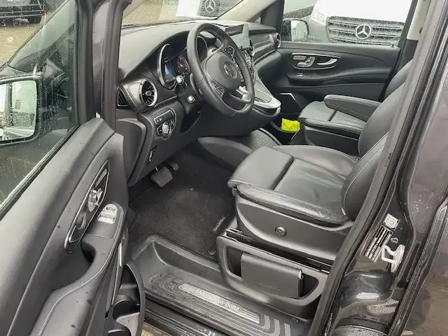 Mercedes-Benz EQV 300