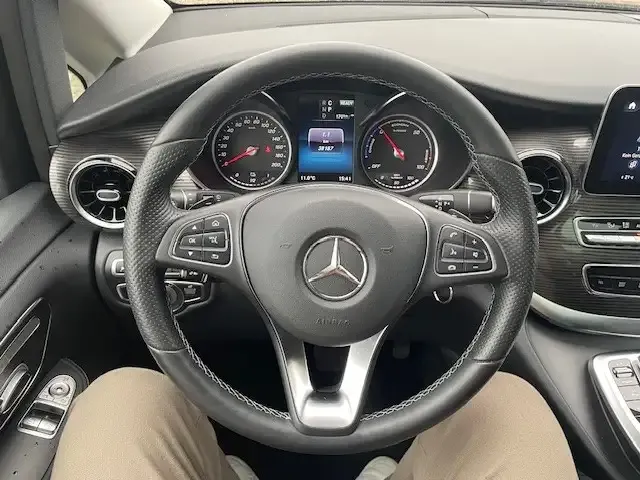Mercedes-Benz EQV 300