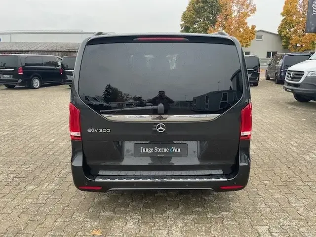 Mercedes-Benz EQV 300