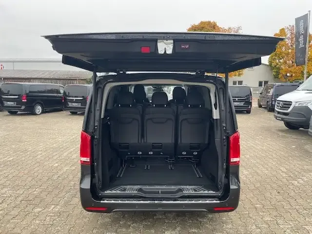Mercedes-Benz EQV 300