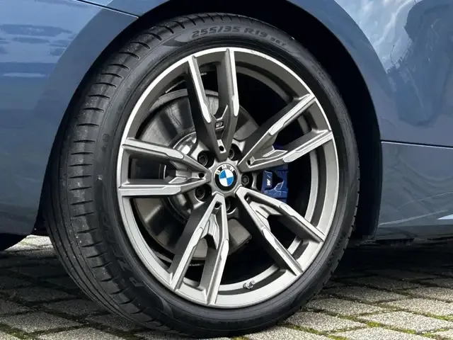 BMW 440