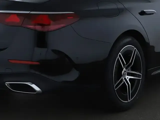 Mercedes-Benz E 200