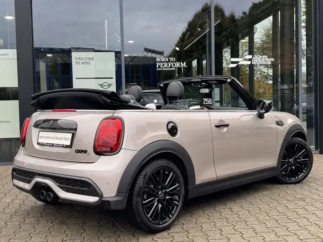 MINI Cooper S Cabrio