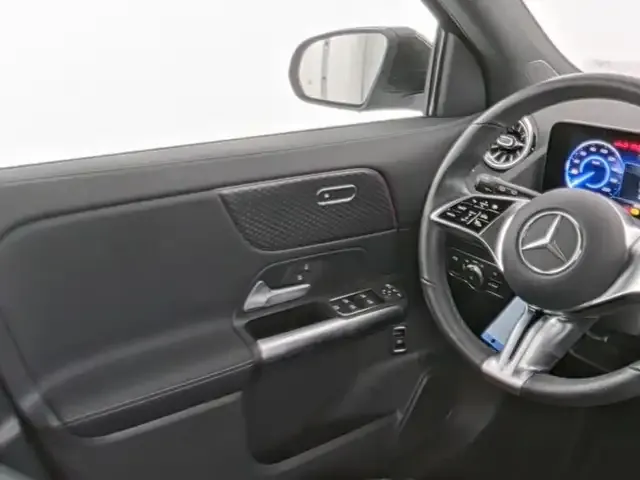 Mercedes-Benz EQA 350