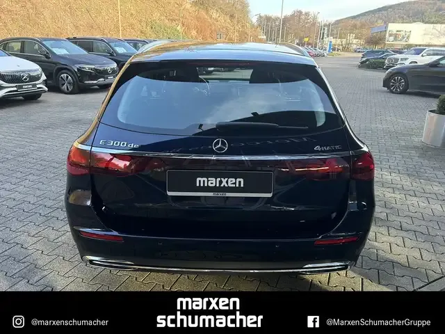 Mercedes-Benz E 300