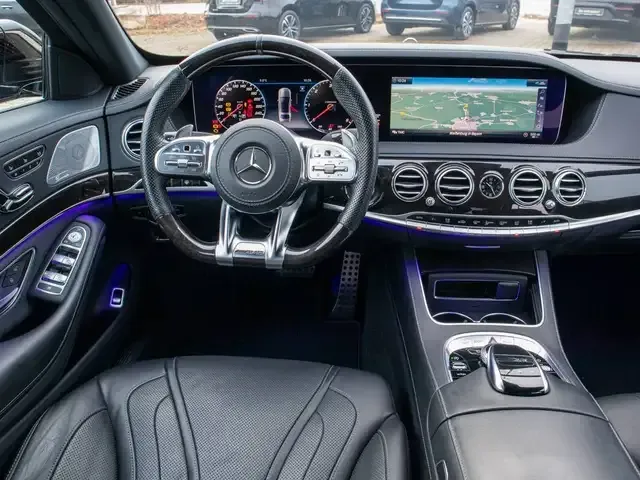 Mercedes-Benz S 400