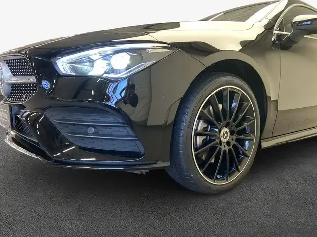 Mercedes-Benz CLA 250