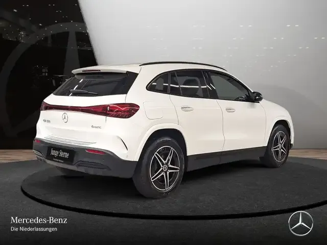 Mercedes-Benz EQA 300