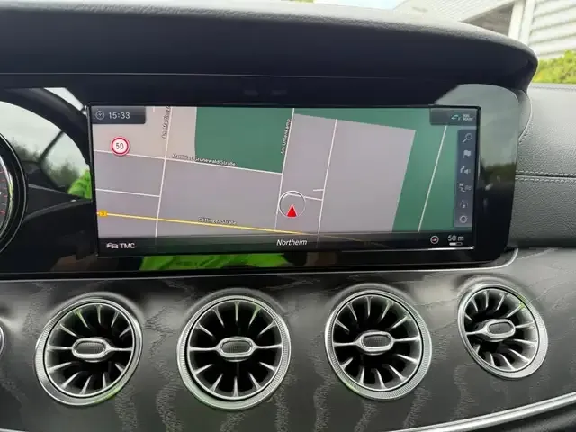 Mercedes-Benz E 400