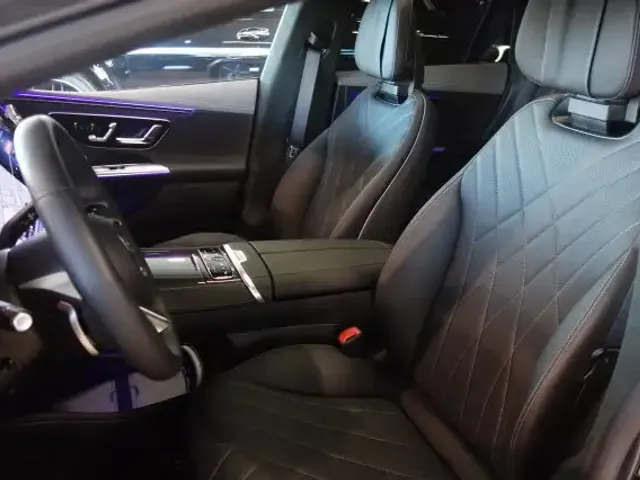 Mercedes-Benz EQE 500