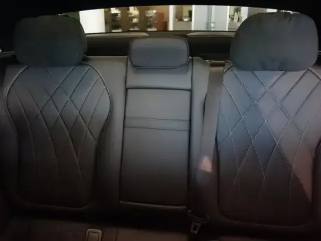 Mercedes-Benz EQE 500