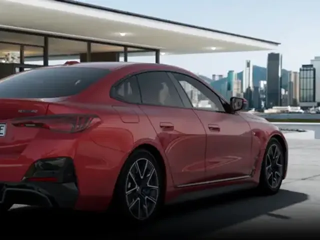BMW i4