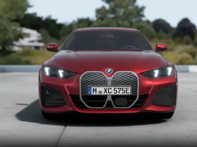BMW i4