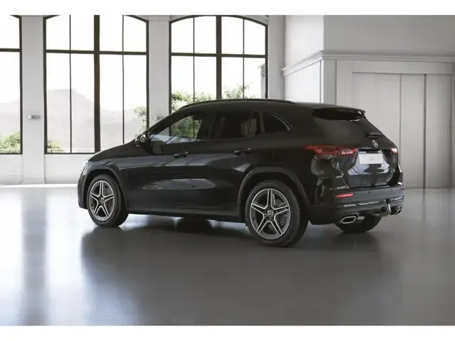 Mercedes-Benz GLA 200