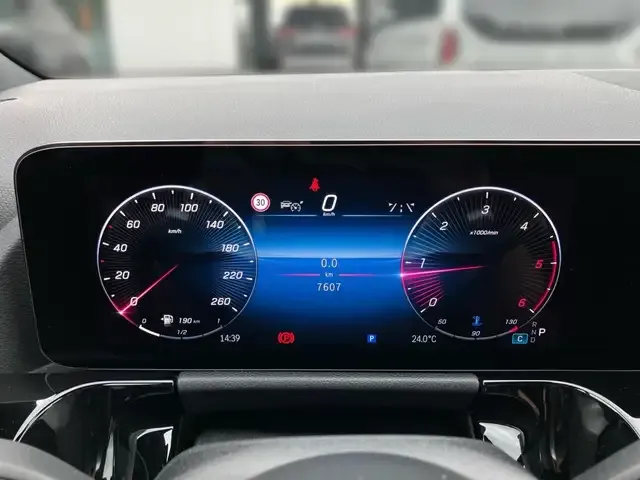 Mercedes-Benz GLA 200