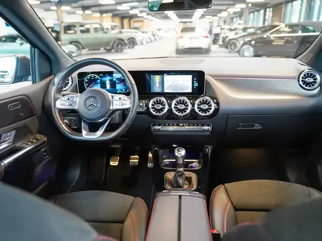 Mercedes-Benz B 200