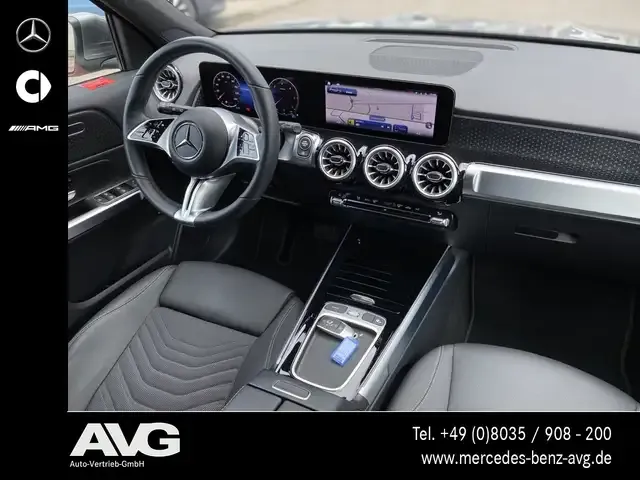 Mercedes-Benz GLB 200