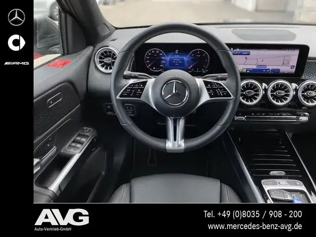 Mercedes-Benz GLB 200